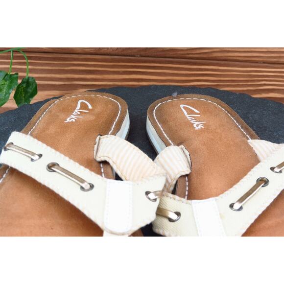Clarks Size 9 M Beige Flip Flop Fabric Women Sandal Shoes - Picture 3 of 7